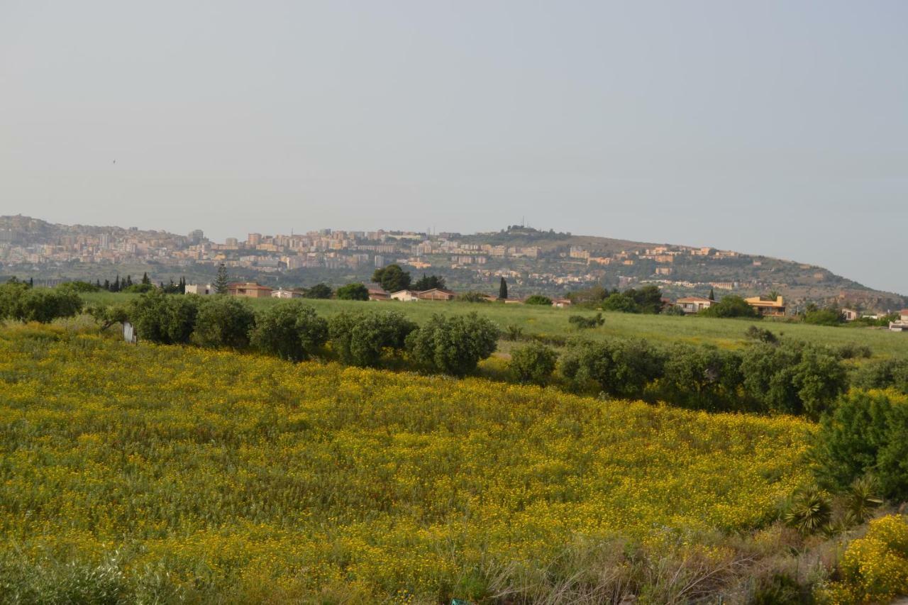 Lo Scoglio Della Sirena Apartman Agrigento Kültér fotó